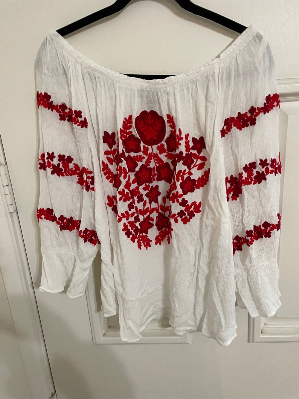 Peasant Blouse Floral Embroidery Sz XL